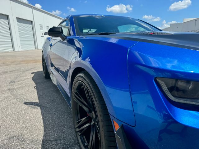 2018 Chevrolet Camaro - Image 4