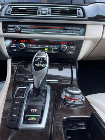 2011 Bmw 5 Series 535i Xdrive Sedan 4d - Image 25