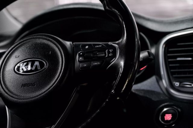 2016 Kia Sorento Ex Sport Utility 4d - Image 20