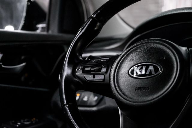 2016 Kia Sorento Ex Sport Utility 4d - Image 19