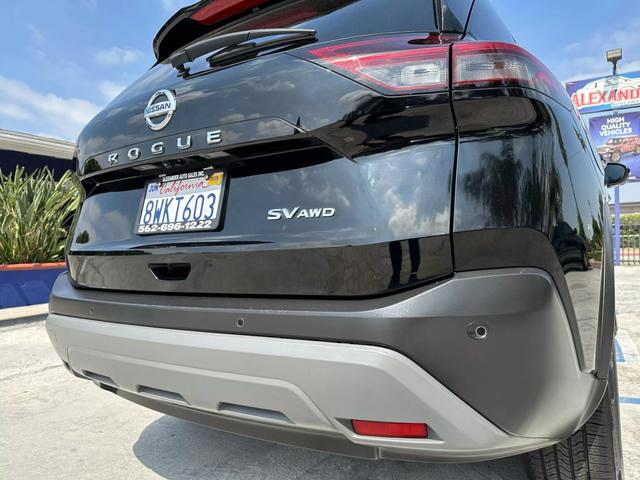 2021 Nissan Rogue SV photo 30