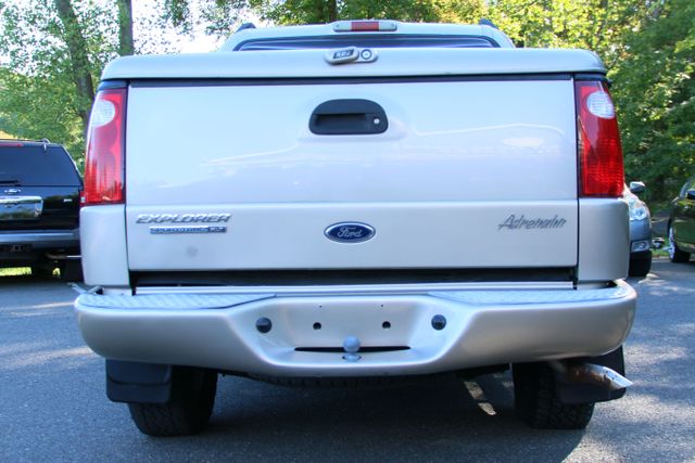 2004 Ford Explorer Sport Trac - Image 6