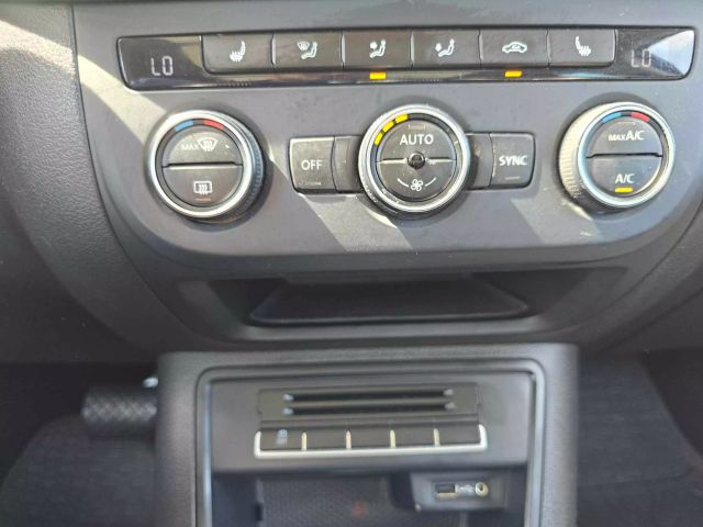 2017 Volkswagen Tiguan 2.0t Sel 4motion Sport Utility 4d - Image 32