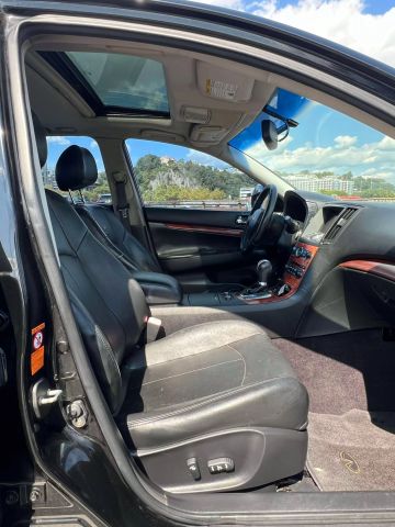 2009 Infiniti G37x Sedan 4d - Image 16