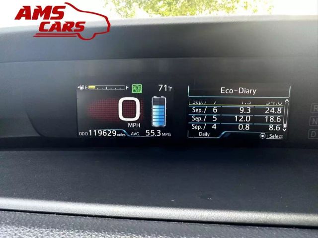 2019 Toyota Prius - Image 25
