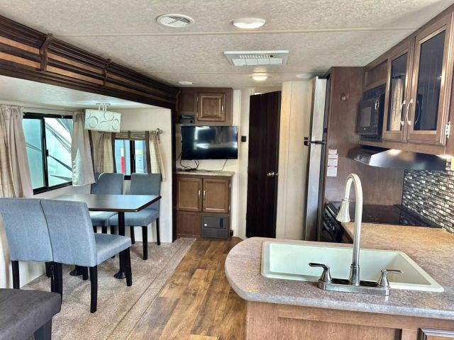 2018 Forest River Salem Hemisphere - Image 20