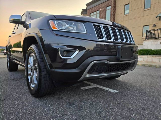 2014 Jeep Grand Cherokee Limited Sport Utility 4d - Image 2