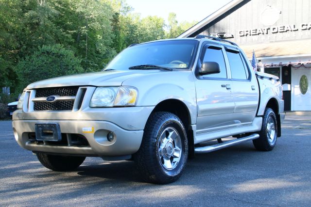 2004 Ford Explorer Sport Trac - Image 3