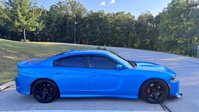 2018 Dodge Charger - Image 7