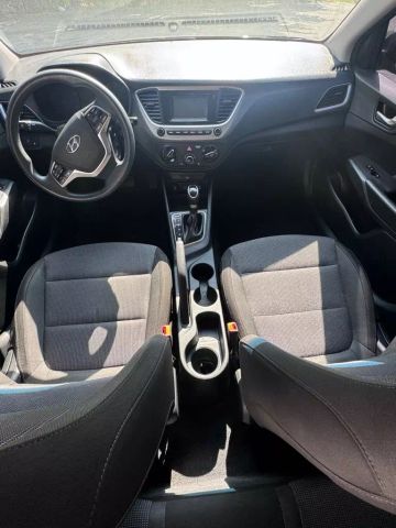 2018 Hyundai Accent Se Sedan 4d - Image 12