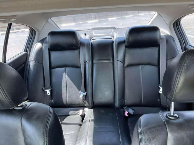2009 Infiniti G37x Sedan 4d - Image 20