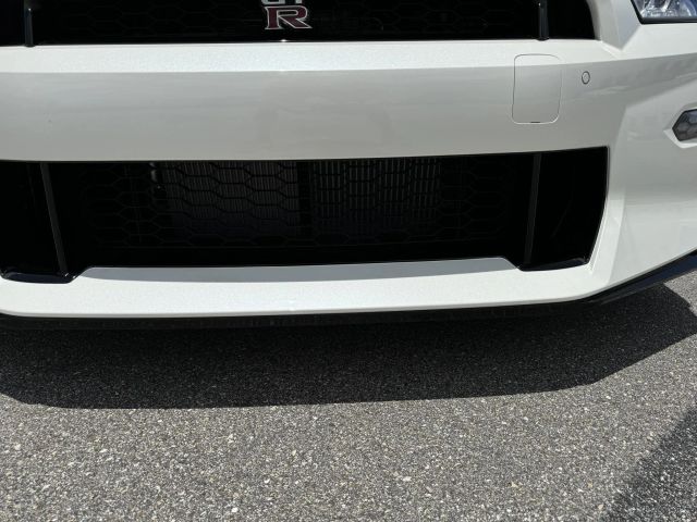 2024 Nissan Gt-r - Image 41