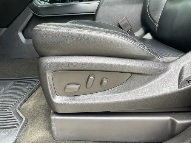 2015 Chevrolet Silverado 1500 Crew Cab - Image 102