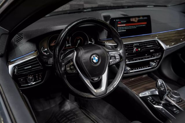 2018 Bmw 5 Series 530e Xdrive Iperformance Sedan 4d - Image 14