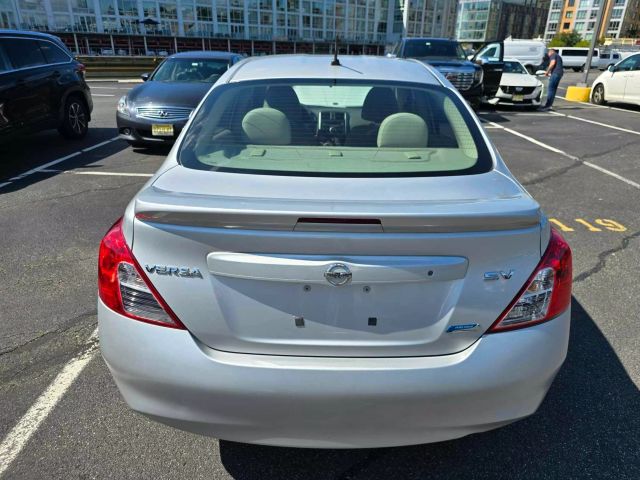 2013 Nissan Versa Sv Sedan 4d - Image 8
