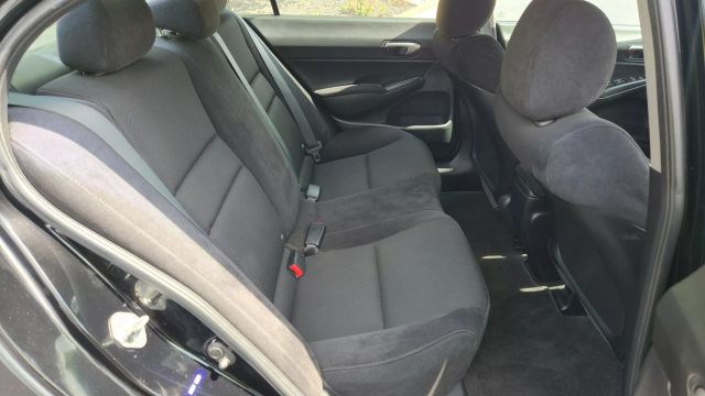 2010 Honda Civic - Image 14