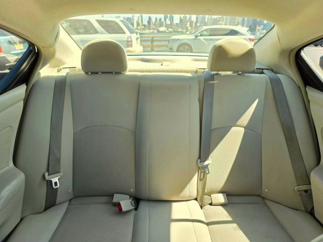 2013 Nissan Versa Sv Sedan 4d - Image 28