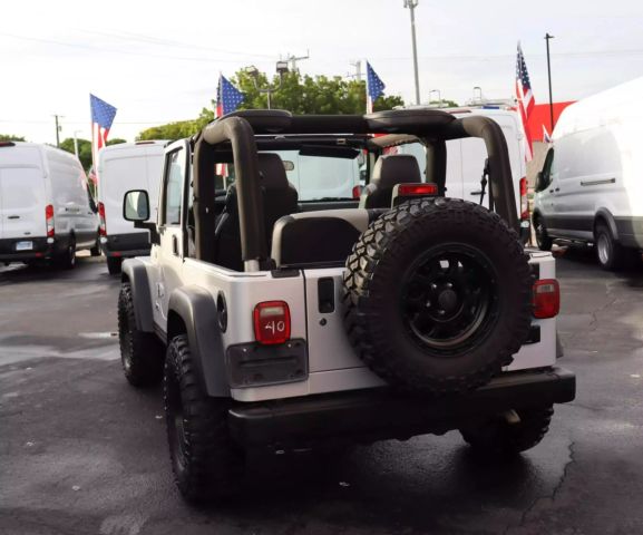 2005 Jeep Wrangler - Image 8