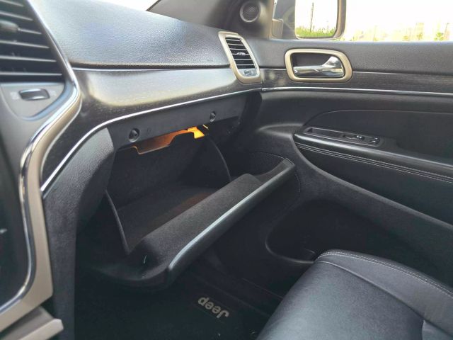 2014 Jeep Grand Cherokee Limited Sport Utility 4d - Image 23
