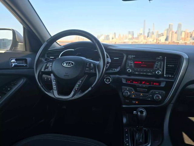 2012 Kia Optima Hybrid Sedan 4d - Image 19