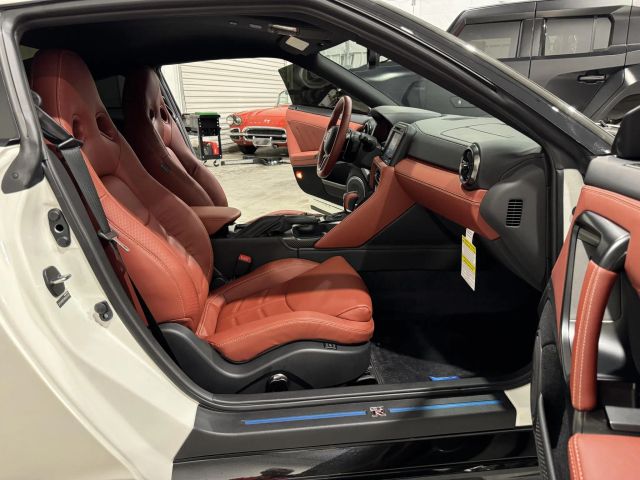 2024 Nissan Gt-r - Image 75