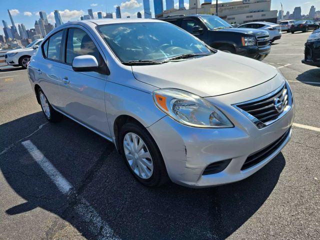 2013 Nissan Versa Sv Sedan 4d - Image 11