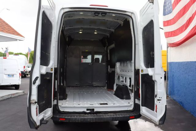 2017 Ford Transit 250 Van - Image 8