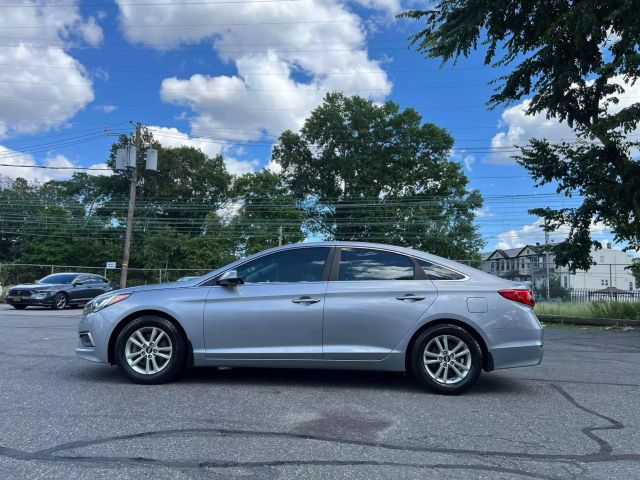 2017 Hyundai Sonata Sedan 4d - Image 8