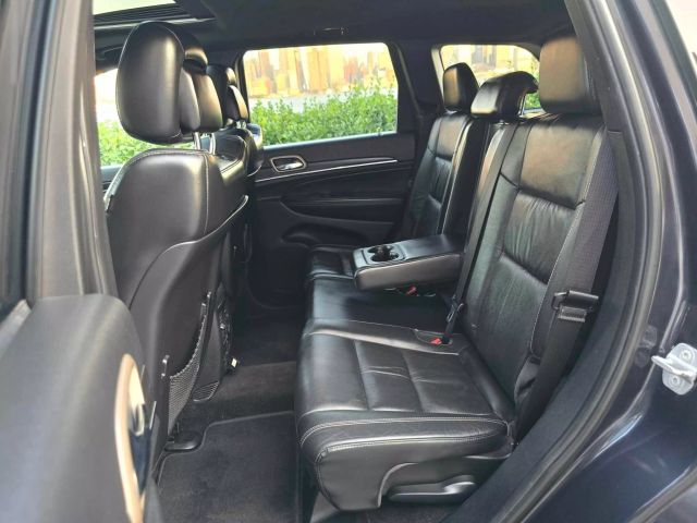 2014 Jeep Grand Cherokee Limited Sport Utility 4d - Image 14
