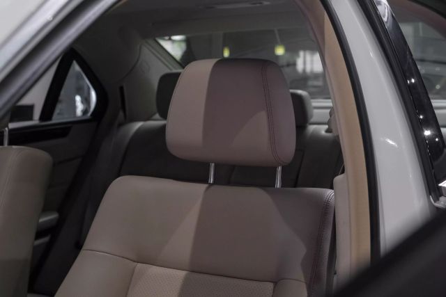 2015 Mercedes-benz E-class E 350 Sedan 4d - Image 29