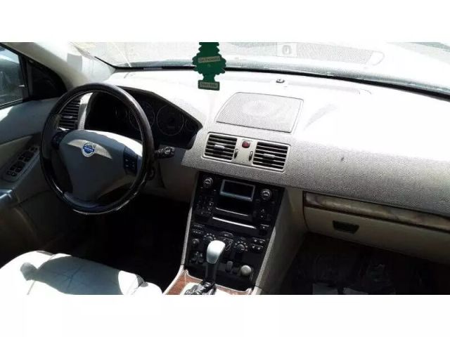 2004 Volvo Xc90 - Image 17