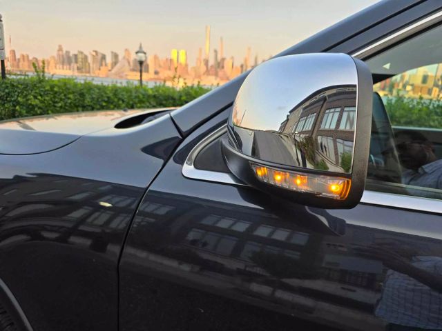 2014 Jeep Grand Cherokee Limited Sport Utility 4d - Image 36