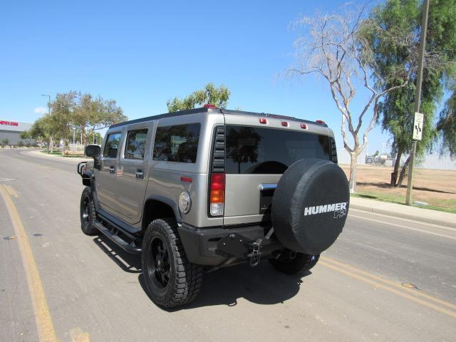 2003 Hummer H2 Base photo 8