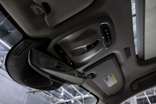 2018 Volvo Xc60 T5 Inscription Sport Utility 4d - Image 30