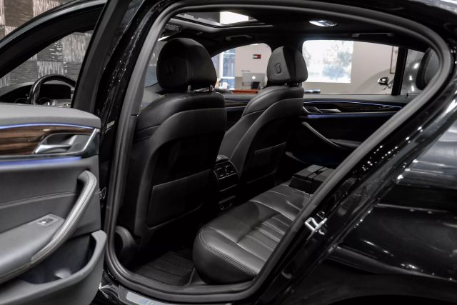 2018 Bmw 5 Series 530e Xdrive Iperformance Sedan 4d - Image 34