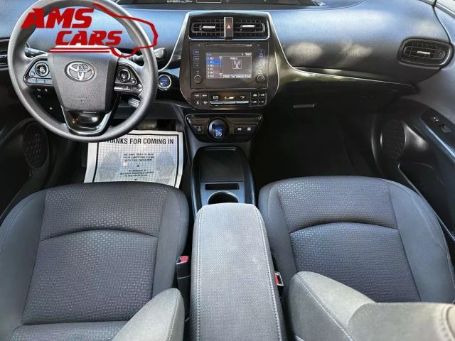 2019 Toyota Prius - Image 9