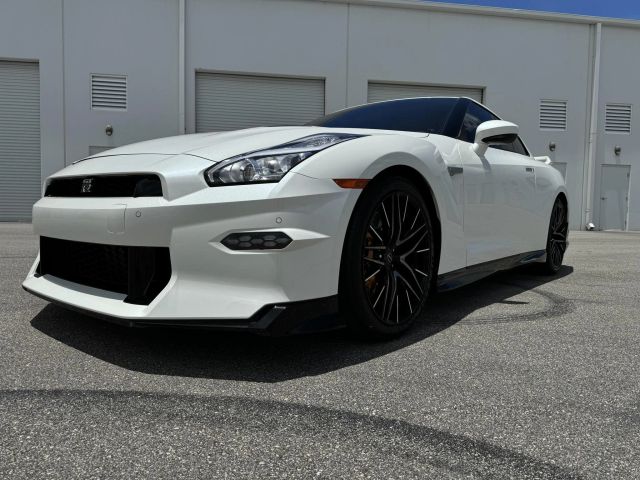 2024 Nissan Gt-r - Image 32