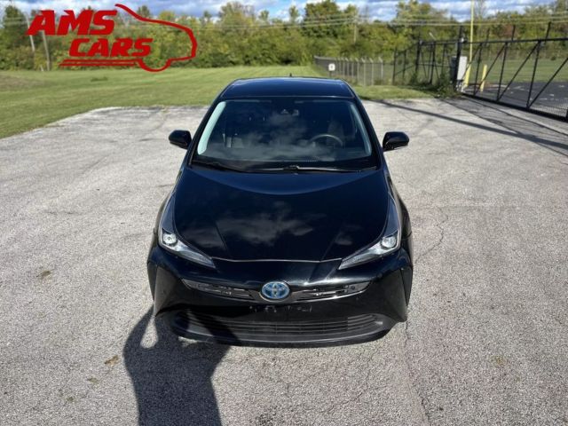 2019 Toyota Prius - Image 2