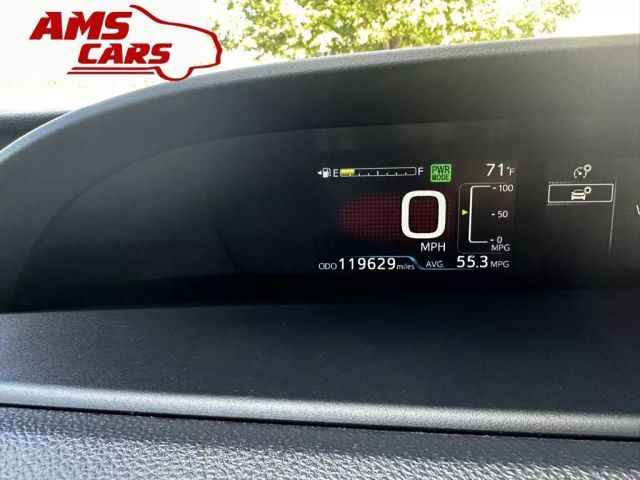 2019 Toyota Prius - Image 30