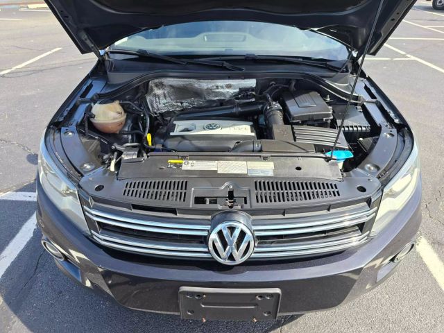 2017 Volkswagen Tiguan 2.0t Sel 4motion Sport Utility 4d - Image 15