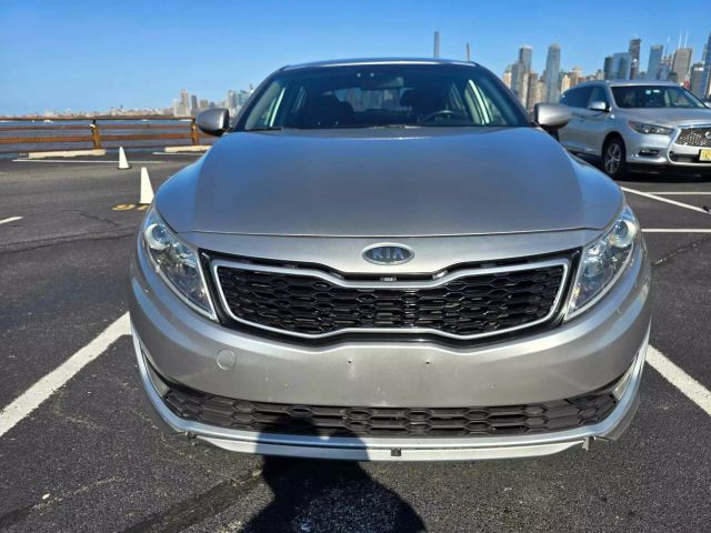2012 Kia Optima Hybrid Sedan 4d - Image 2