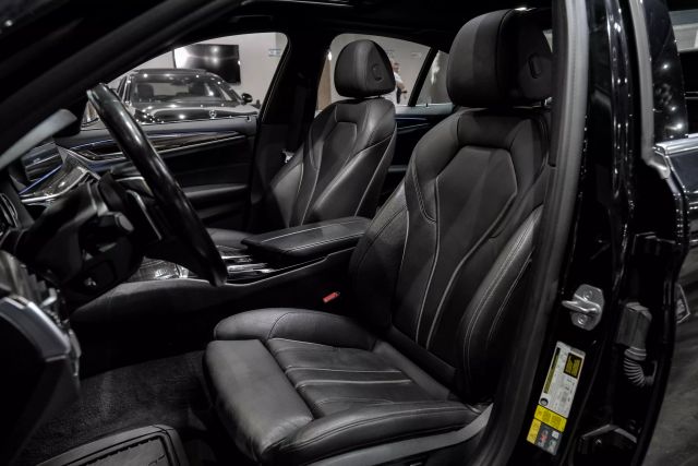 2018 Bmw 5 Series 530e Xdrive Iperformance Sedan 4d - Image 4