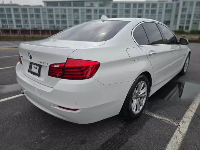 2016 Bmw 5 Series 528i Xdrive Sedan 4d - Image 7