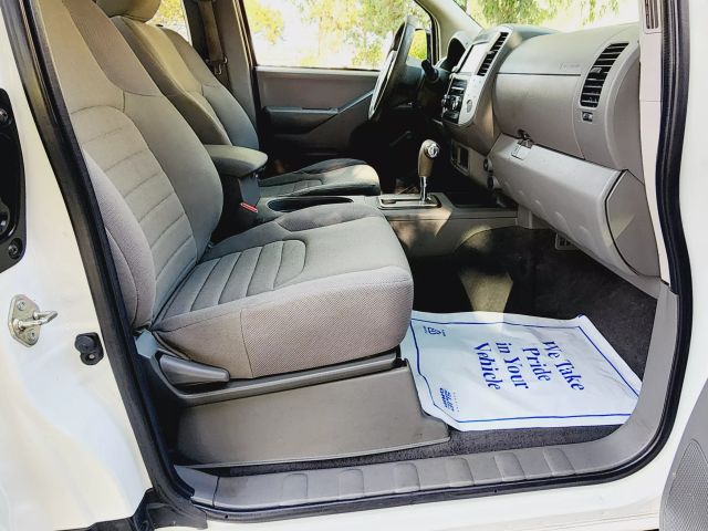 2019 Nissan Frontier King Cab - Image 26