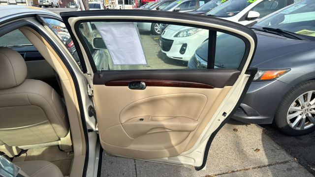 2011 BUICK LUCERNE SEDAN V6, FLEX FUEL, 3.9 LITER CXL SEDAN 4D
