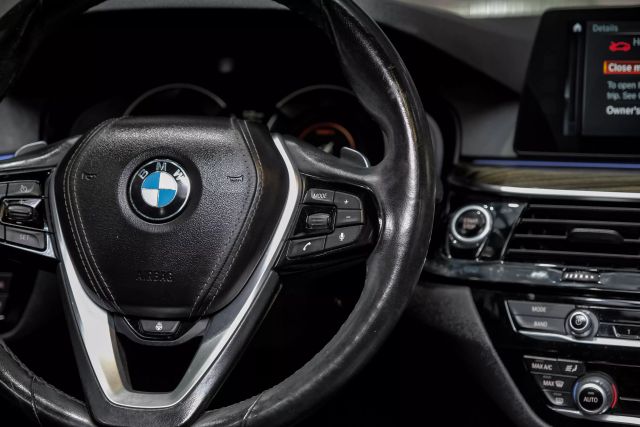 2018 Bmw 5 Series 530e Xdrive Iperformance Sedan 4d - Image 16