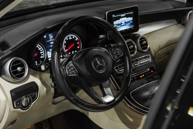 2016 Mercedes-benz Glc Glc 300 Sport Utility 4d - Image 17