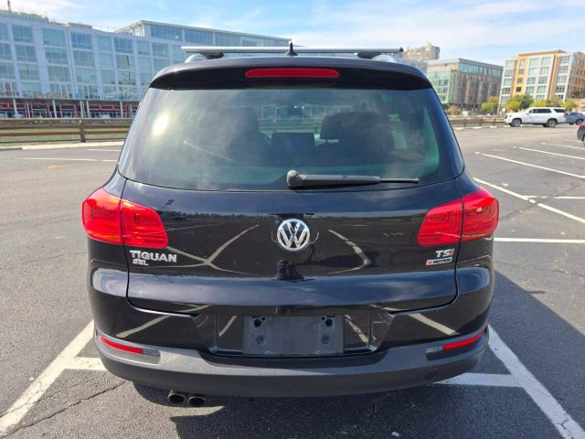 2017 Volkswagen Tiguan 2.0t Sel 4motion Sport Utility 4d - Image 7