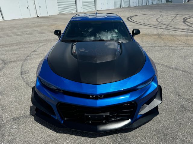 2018 Chevrolet Camaro - Image 39