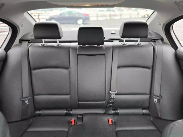 2016 Bmw 5 Series 528i Xdrive Sedan 4d - Image 16
